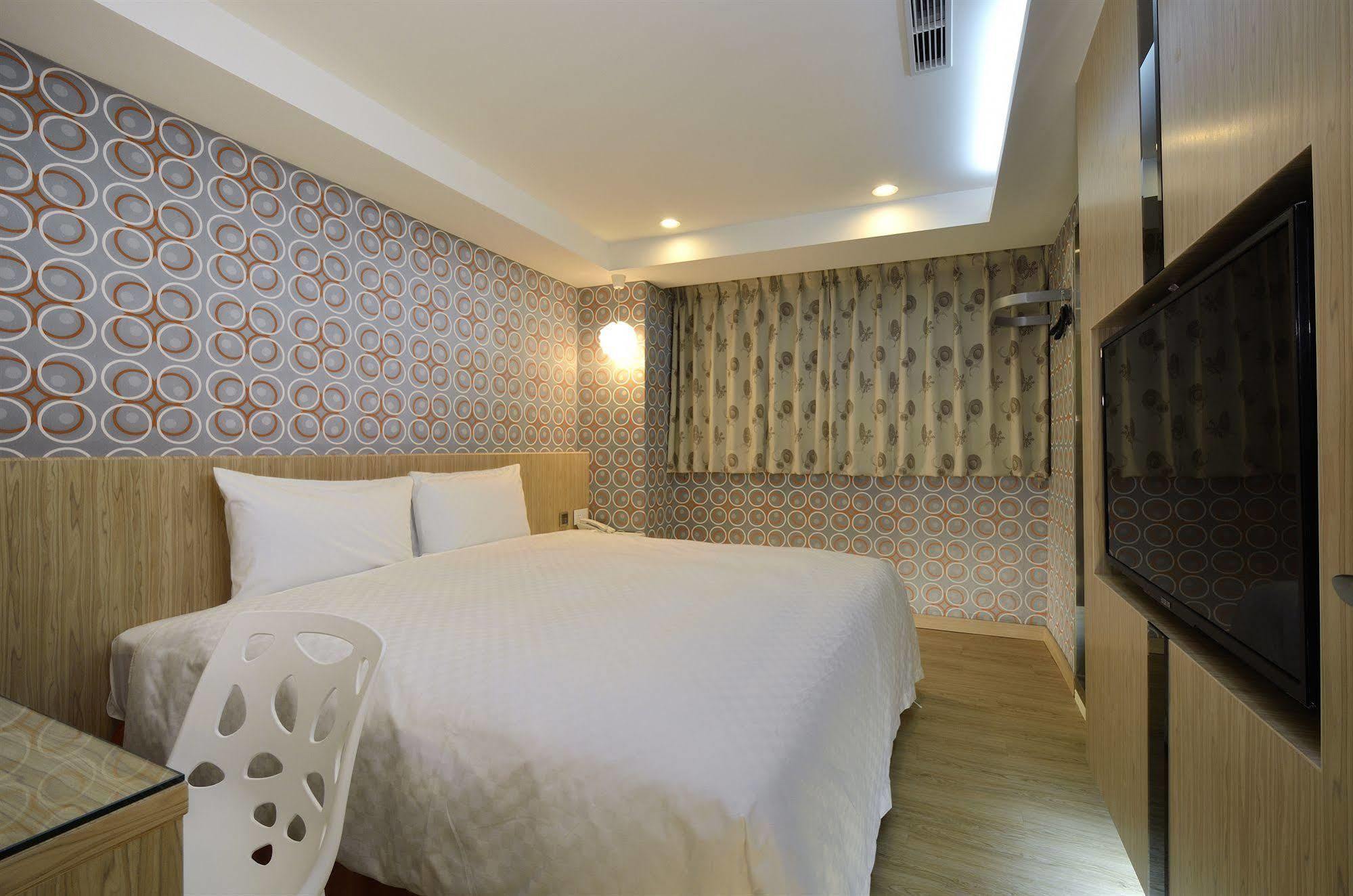 New Stay Inn II - Nanxi Taipei Exterior photo