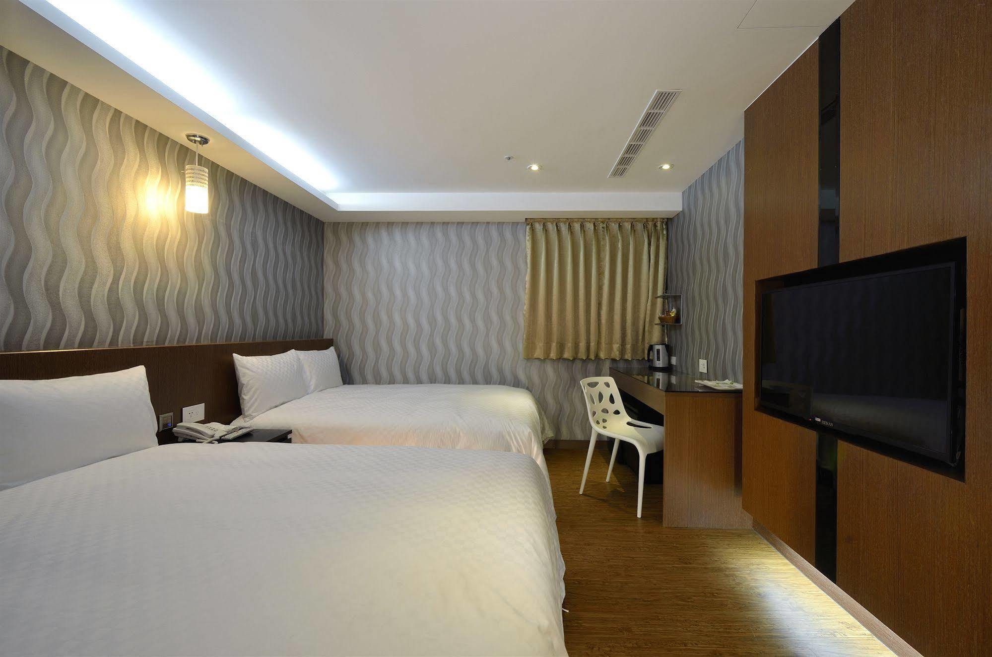 New Stay Inn II - Nanxi Taipei Exterior photo